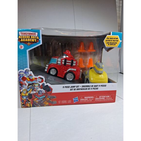 Transformers Rescue Bots Academy 11-Piece Jump Set Hasbro Pull-Back Action NEW - Picture 1 of 7